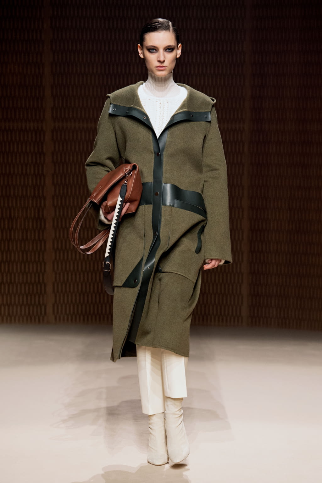 Fashion Week Paris Fall/Winter 2019 look 38 from the Hermès collection 女装