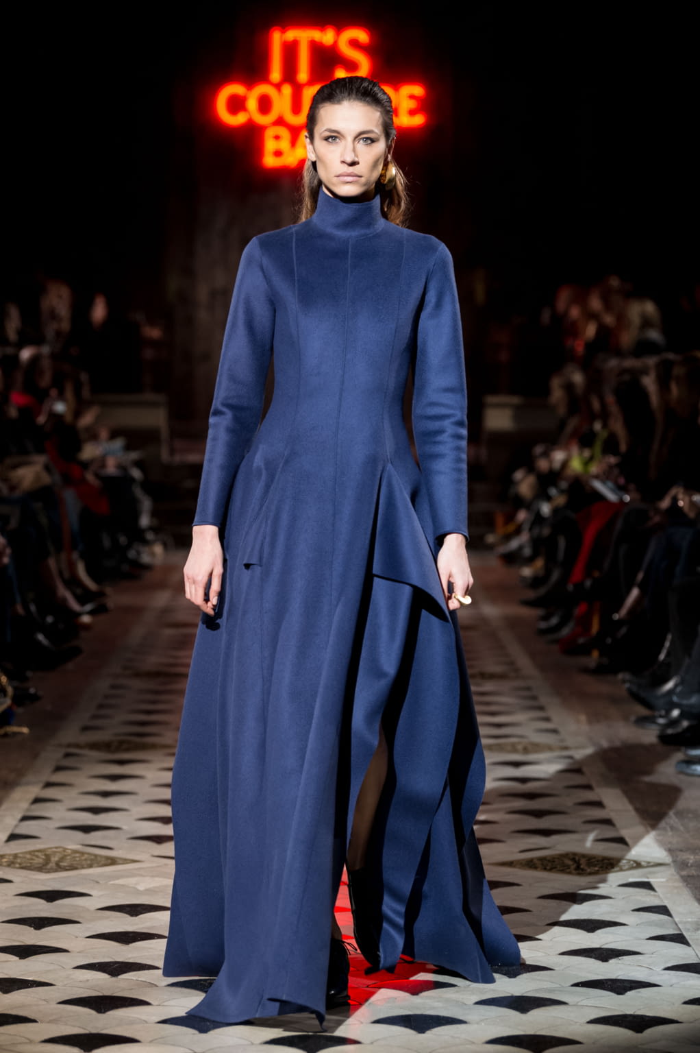 Fashion Week Paris Spring/Summer 2018 look 38 from the Maison Rabih Kayrouz collection couture