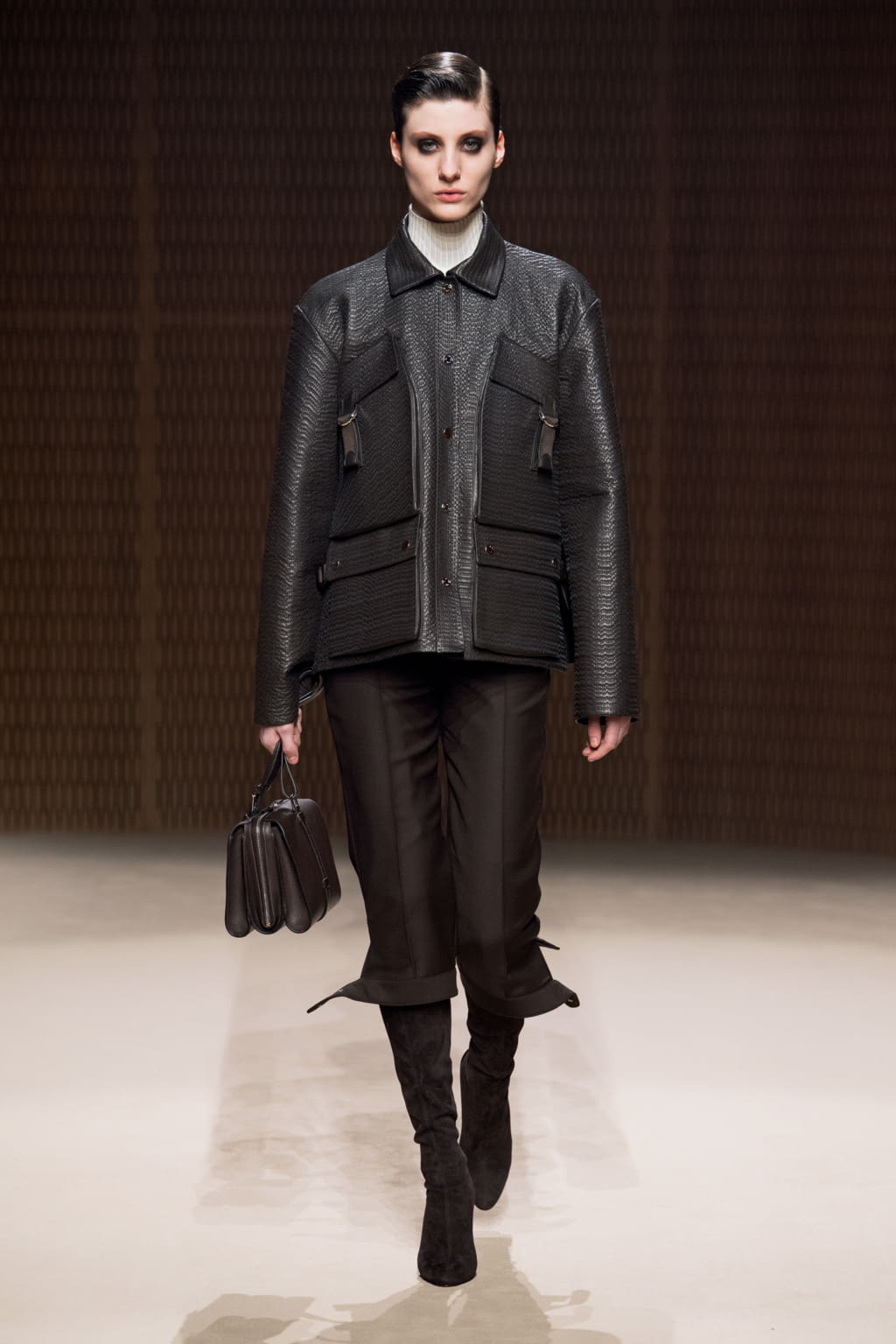 Fashion Week Paris Fall/Winter 2019 look 39 from the Hermès collection womenswear