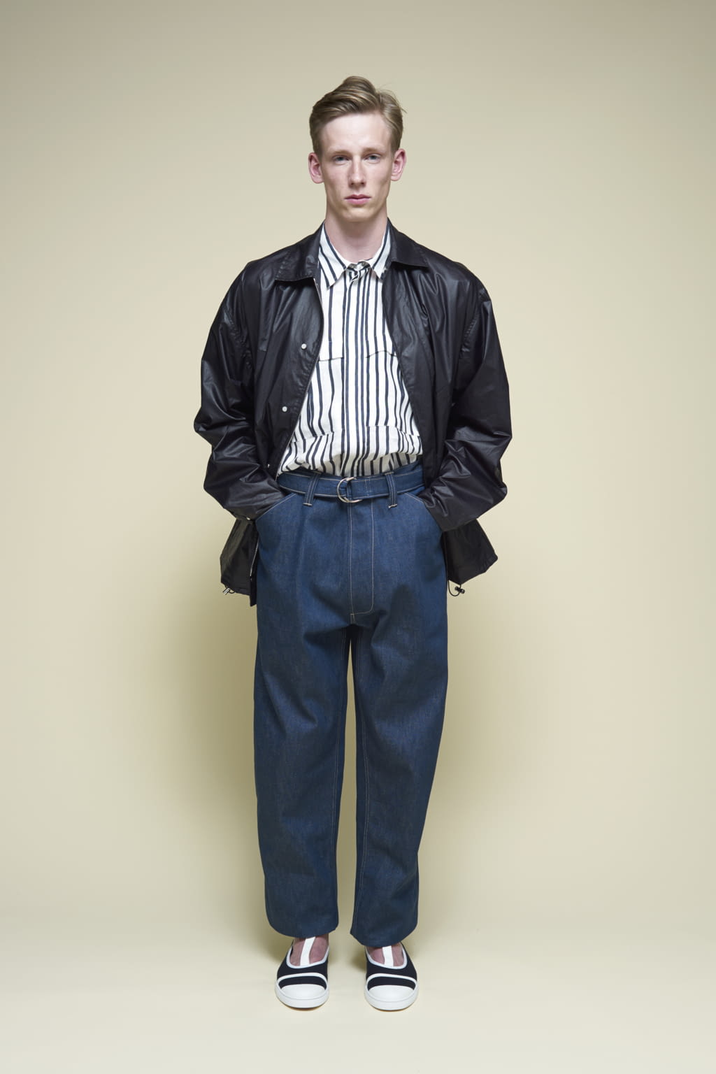 Fashion Week London Spring/Summer 2017 look 4 from the E. Tautz collection menswear