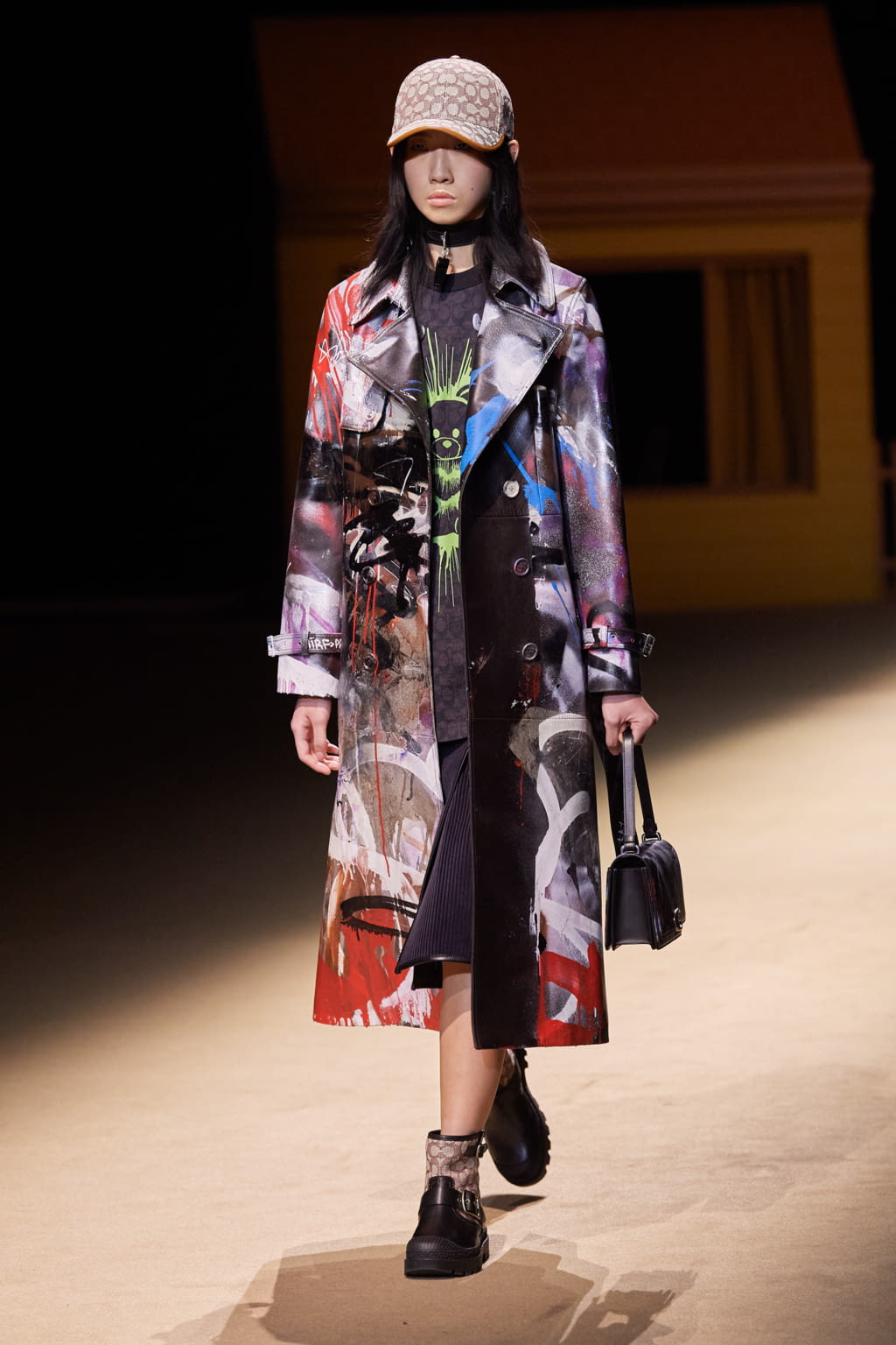 Fashion Week New York Fall/Winter 2022 look 42 from the Coach collection womenswear