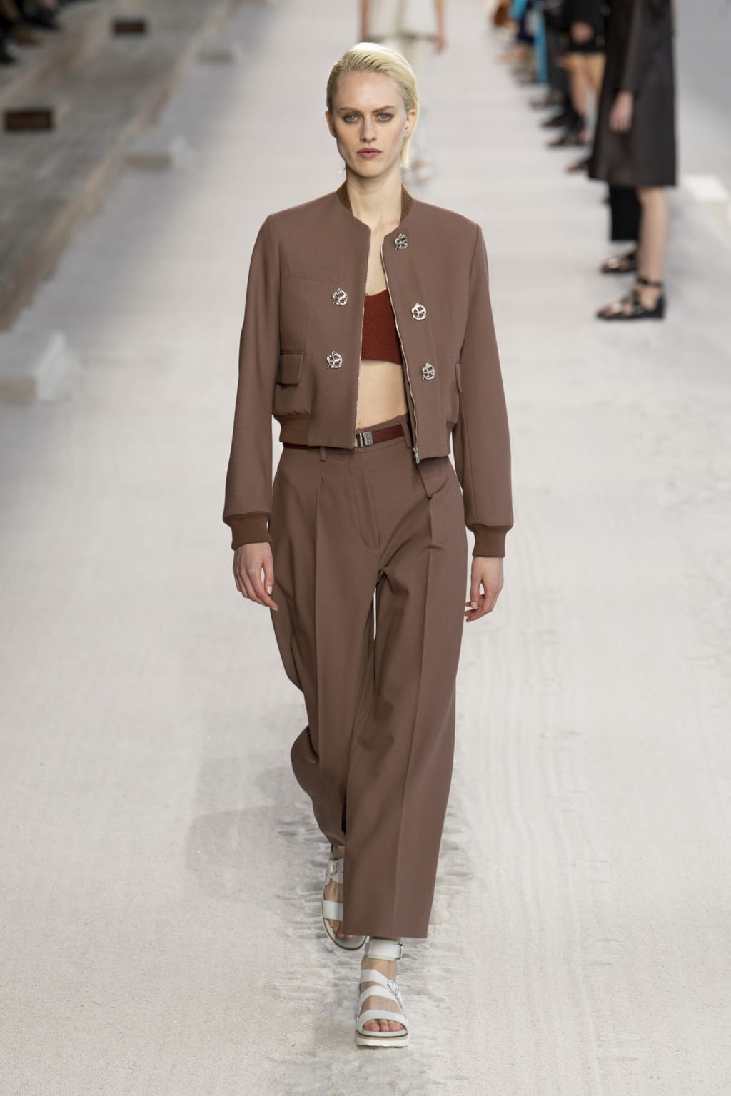 Fashion Week Paris Spring/Summer 2019 look 42 from the Hermès collection womenswear