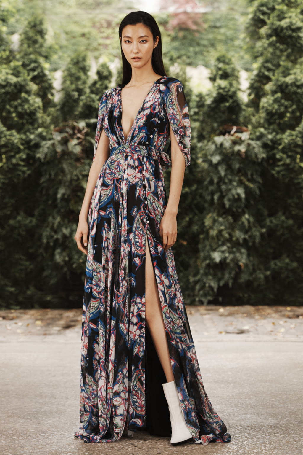 Fashion Week New York Resort 2019 look 38 from the Prabal Gurung collection womenswear
