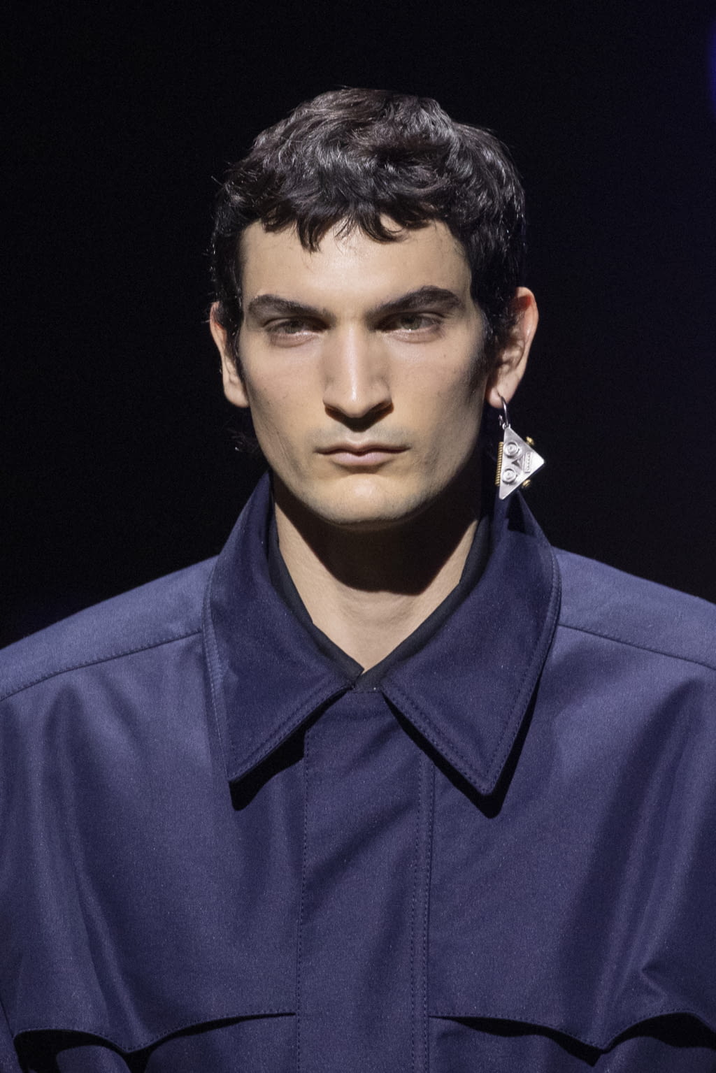 Fashion Week Milan Fall/Winter 2022 look 20 from the Prada collection menswear accessories