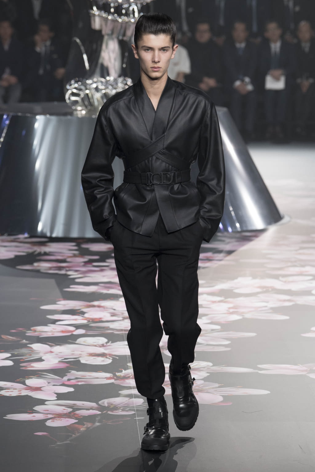 Fashion Week New York Pre-Fall 2019 look 45 from the Dior Homme collection menswear