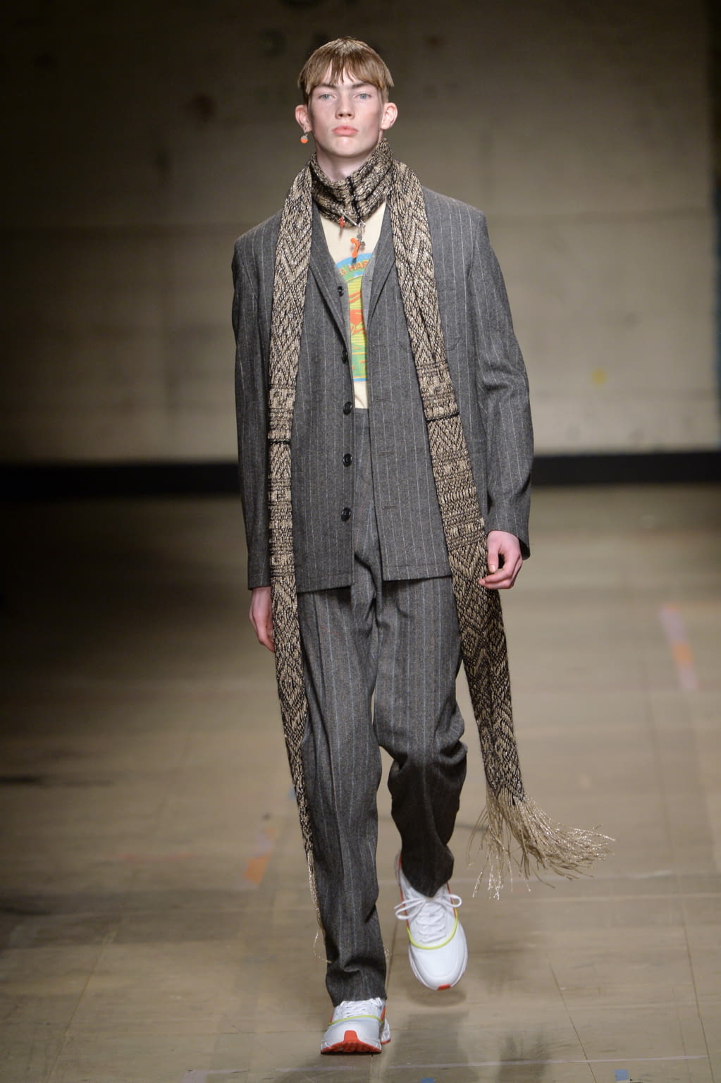 Fashion Week London Fall/Winter 2017 look 5 from the Topman Design collection menswear