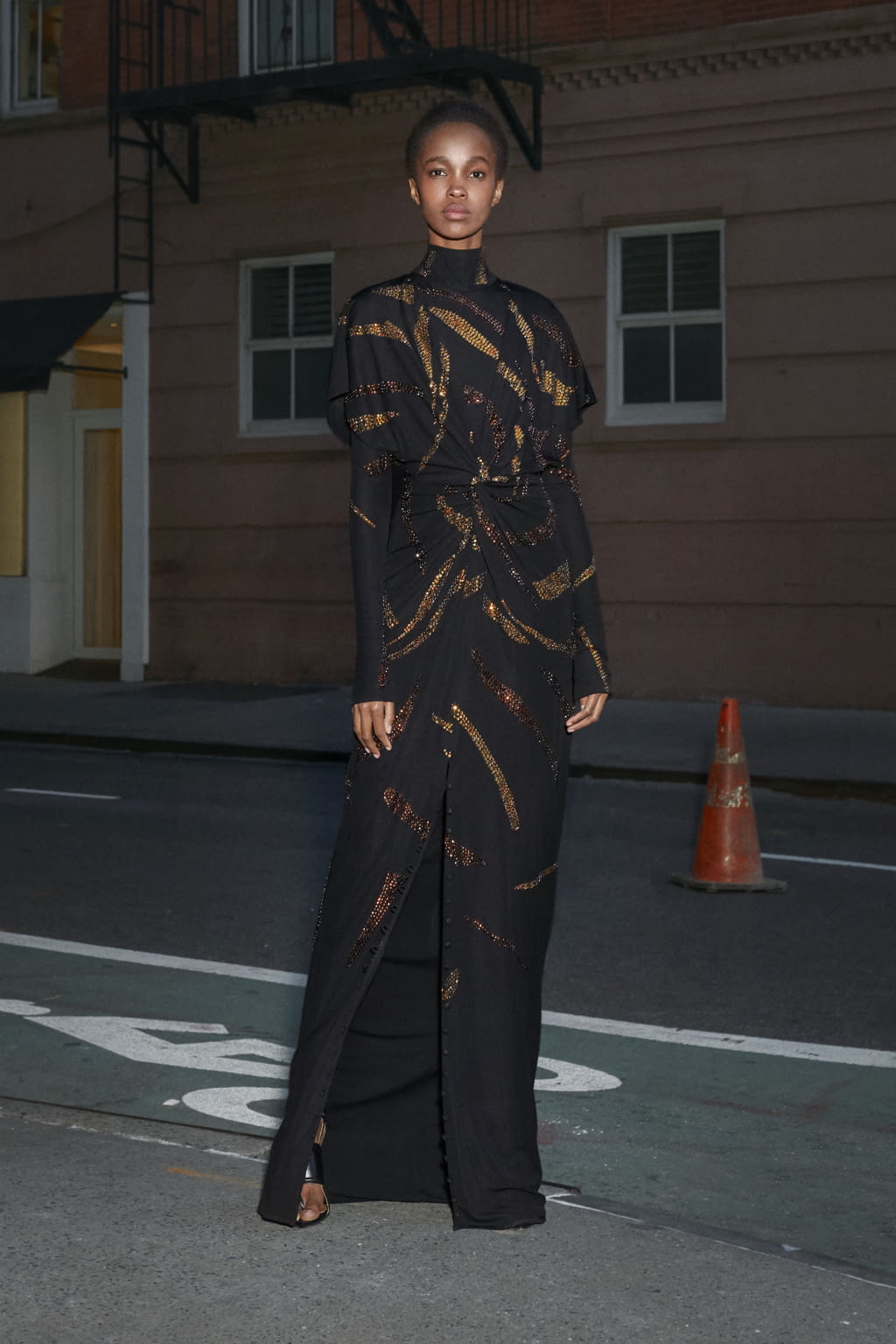 Fashion Week New York Pre-Fall 2019 look 37 from the Prabal Gurung collection womenswear