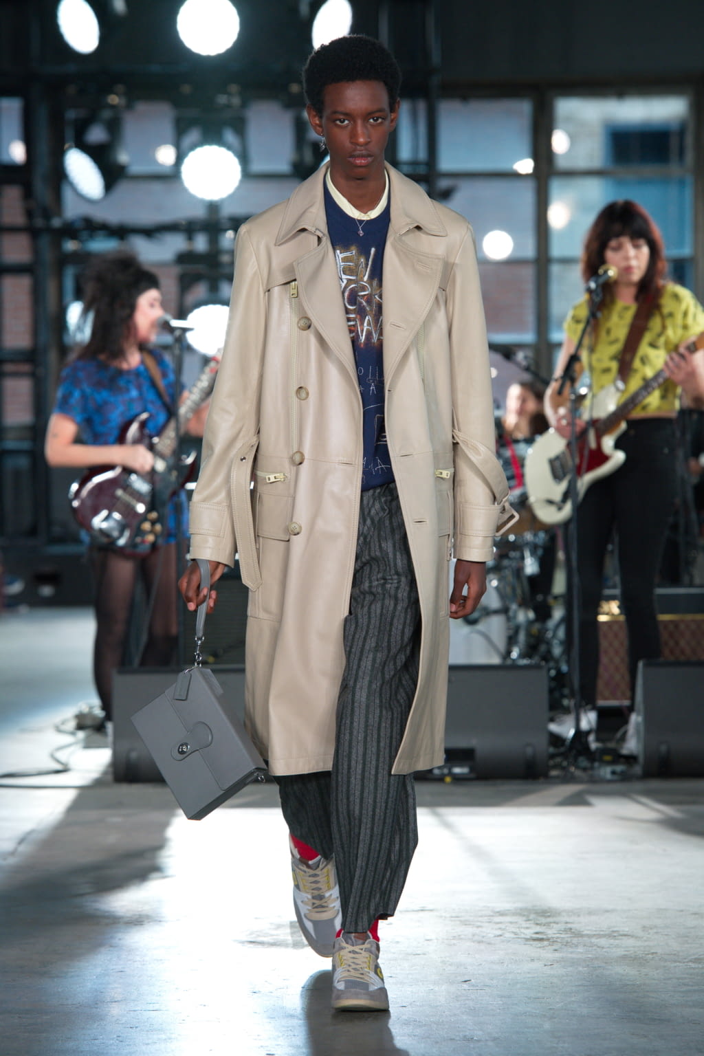 Fashion Week New York Fall/Winter 2020 look 53 from the Coach collection 女装