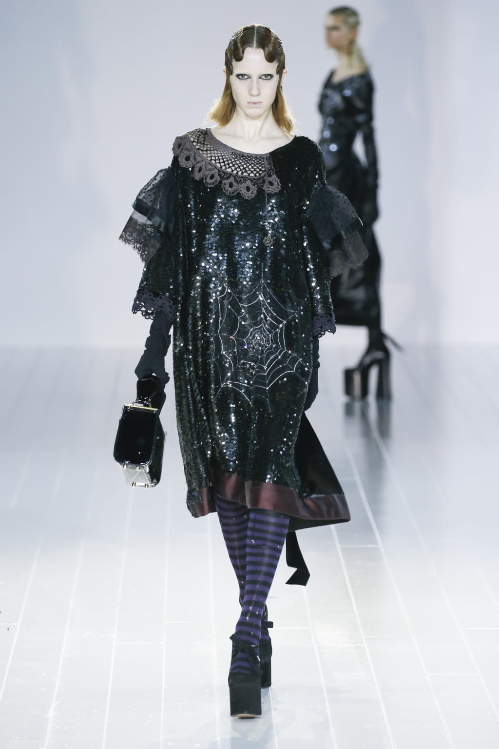 Fashion Week New York Fall/Winter 2016 look 54 de la collection Marc Jacobs womenswear