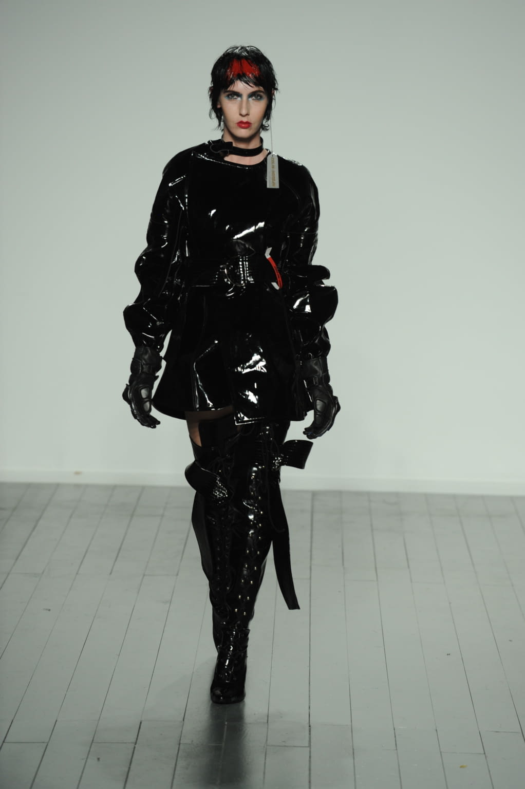 Fashion Week London Fall/Winter 2019 look 61 from the On:Off collection womenswear