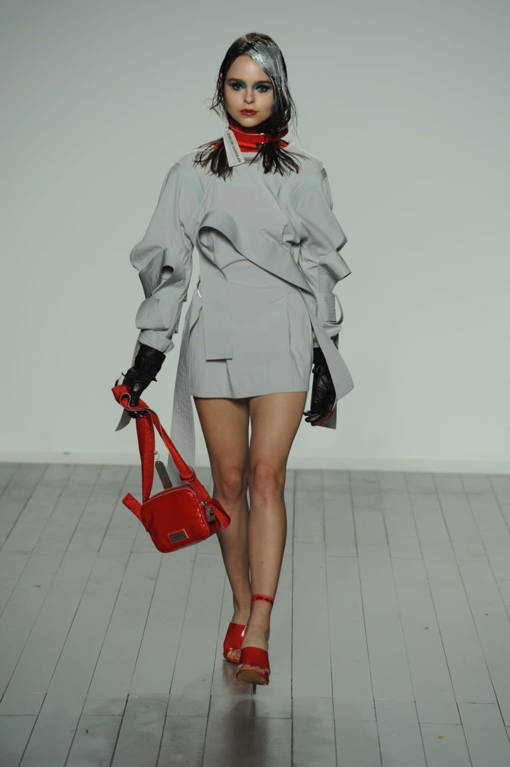 Fashion Week London Fall/Winter 2019 look 66 from the On:Off collection womenswear