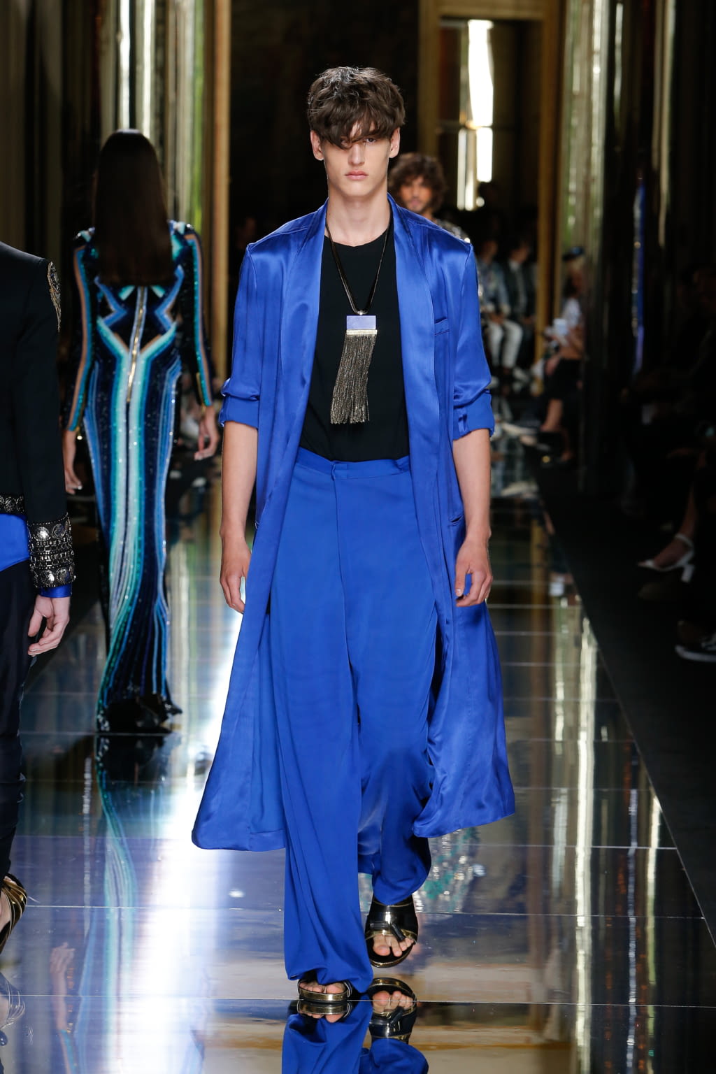 Fashion Week Paris Spring/Summer 2017 look 69 from the Balmain collection menswear