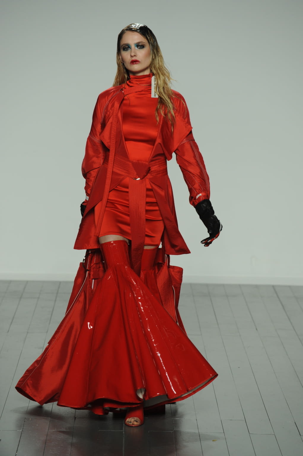 Fashion Week London Fall/Winter 2019 look 70 from the On:Off collection womenswear