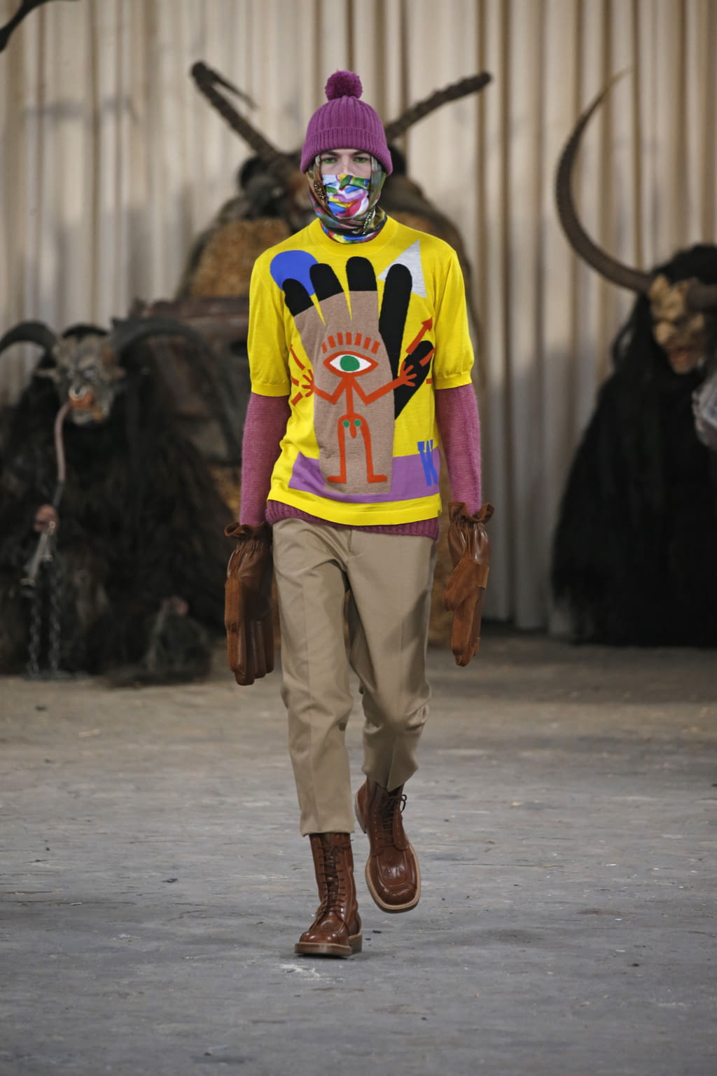 Fashion Week Paris Fall/Winter 2017 look 8 from the Walter Van Beirendonck collection menswear
