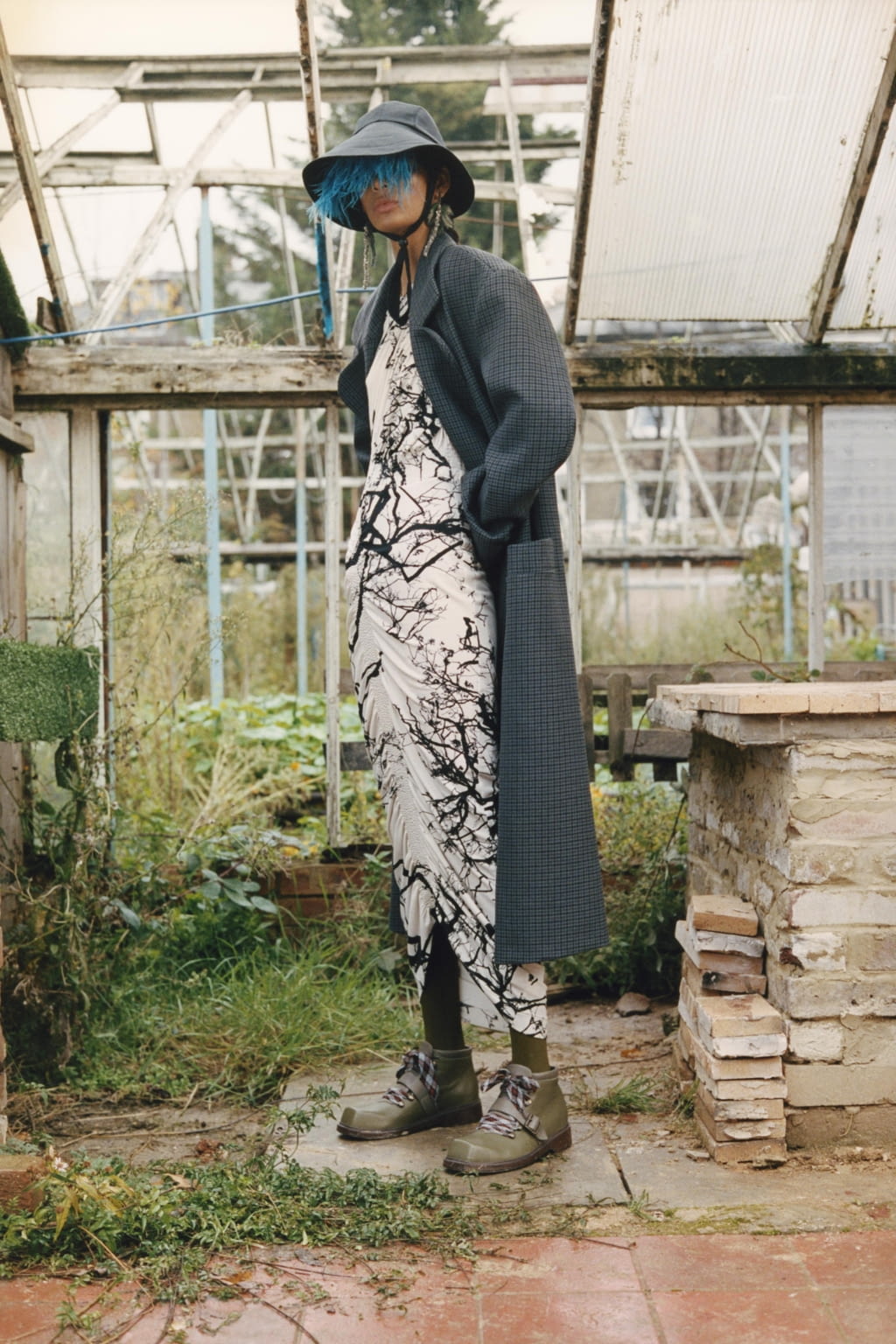 Fashion Week London Pre-Fall 2019 look 9 from the Preen by Thornton Bregazzi collection 女装