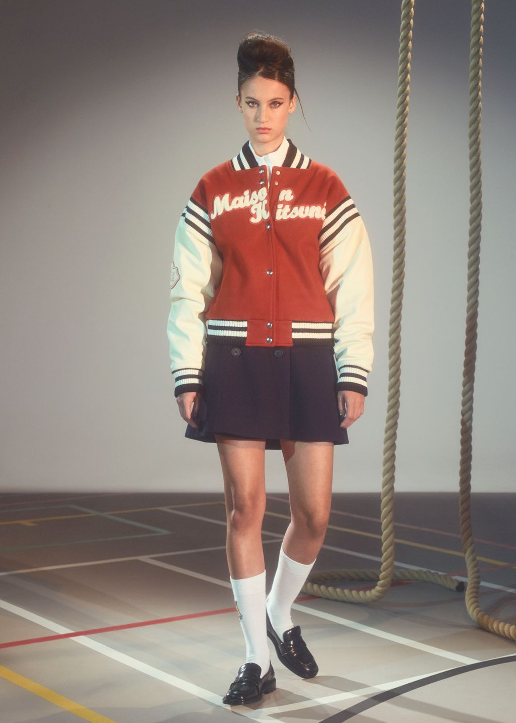 Fashion Week Paris Fall/Winter 2023 look 1 from the Maison Kitsuné collection menswear