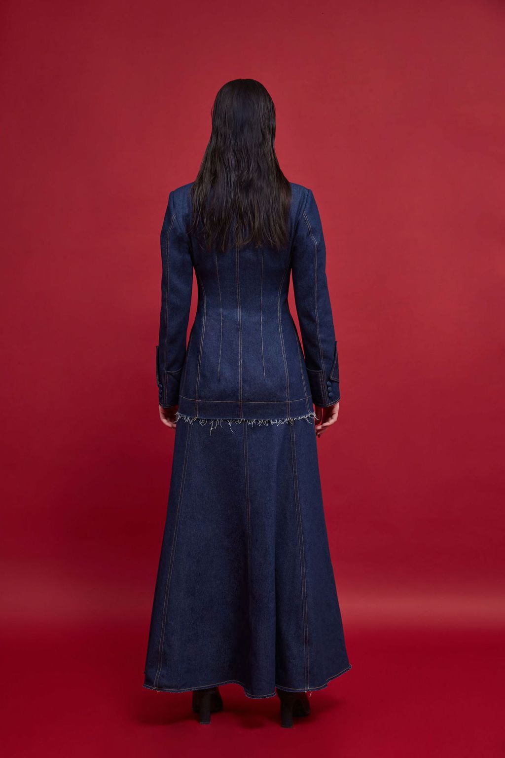 Fashion Week Paris Fall/Winter 2024 look 18 de la collection Saudi 100 womenswear