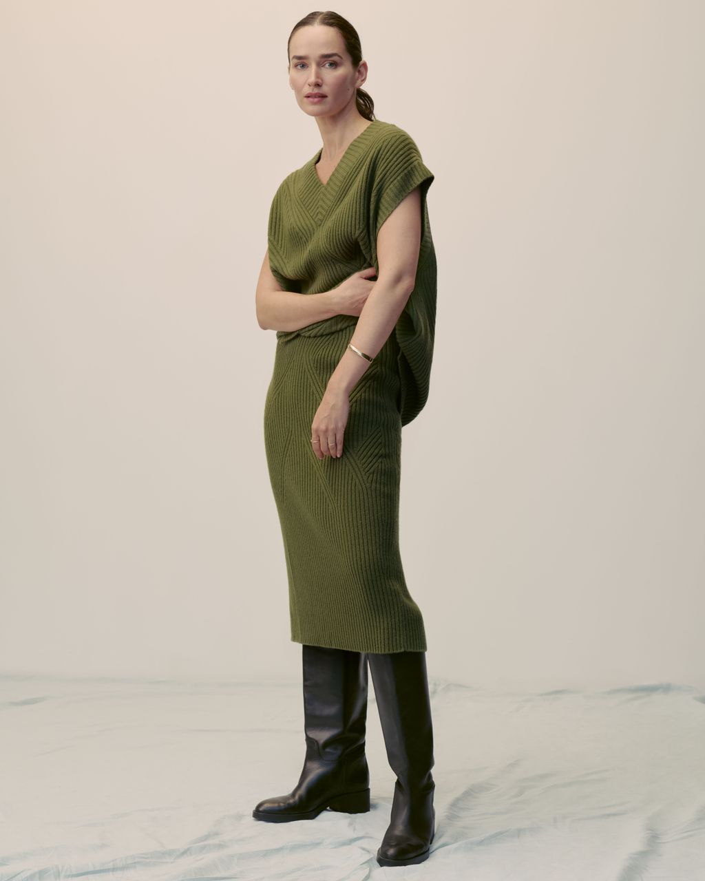 Fashion Week Paris Spring/Summer 2025 look 20 from the Eric Bompard collection womenswear
