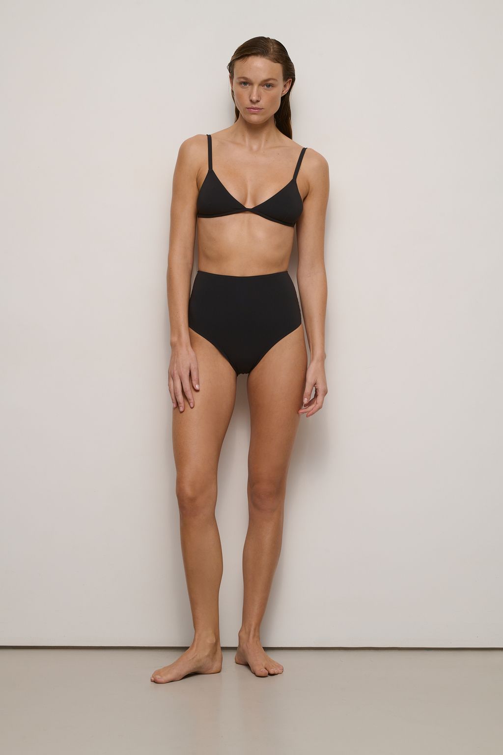 Fashion Week Paris Spring/Summer 2025 look 160 from the Soeur collection 女装