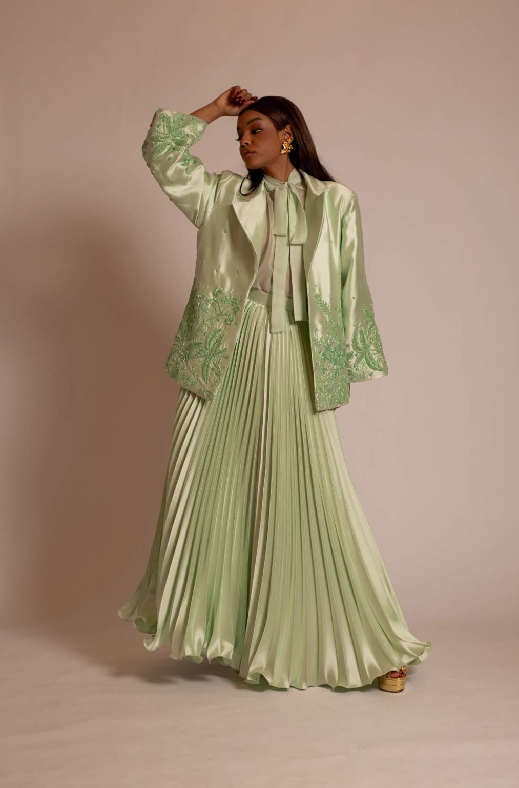 Fashion Week Paris Fall/Winter 2024 look 8 from the Ashwaq Almarshad Couture - Saudi 100 collection 女装