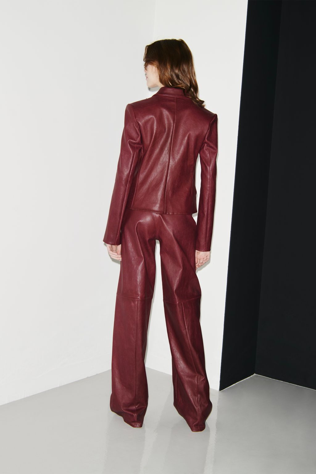 Fashion Week Paris Fall/Winter 2024 look 30 de la collection Stouls womenswear