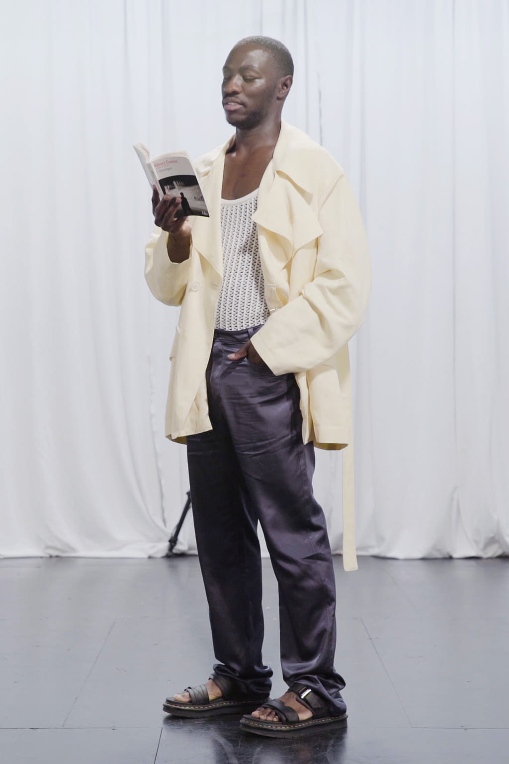 Fashion Week Paris Spring/Summer 2021 look 15 from the Louis Gabriel Nouchi collection 男装