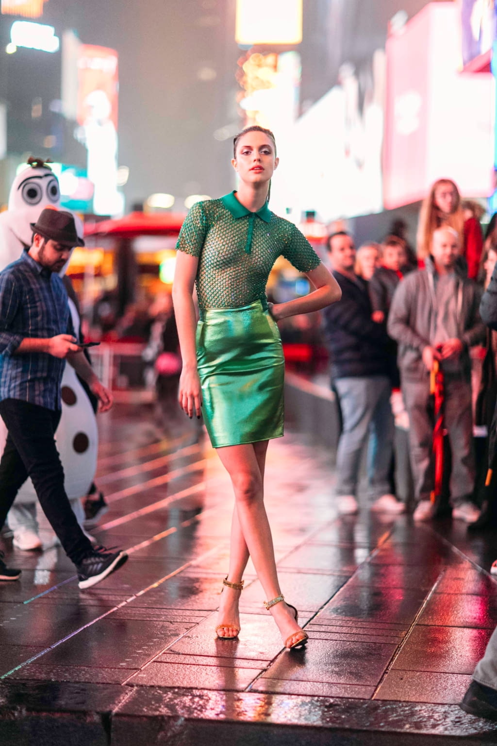 Fashion Week London Pre-Fall 2019 look 15 from the Christian Cowan collection womenswear