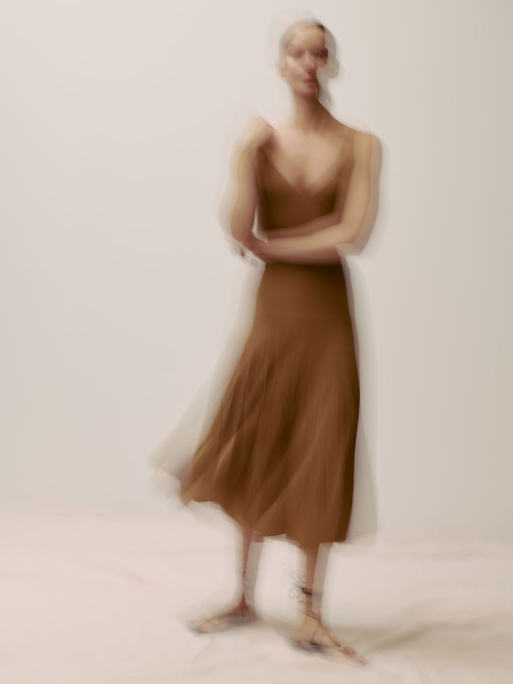 Fashion Week Paris Spring/Summer 2025 look 38 from the Eric Bompard collection womenswear