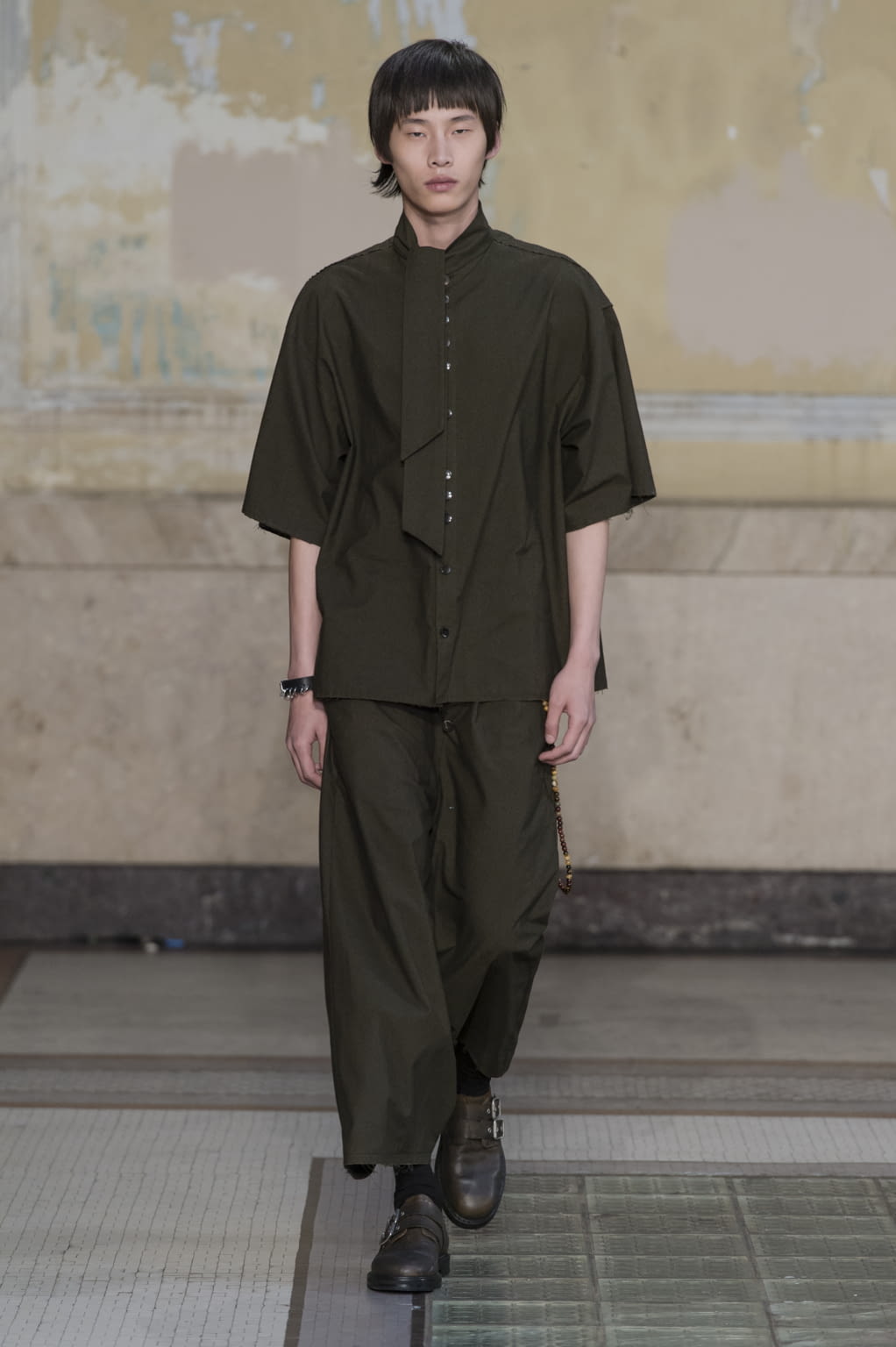 Fashion Week Milan Spring/Summer 2017 look 16 from the Damir Doma collection menswear