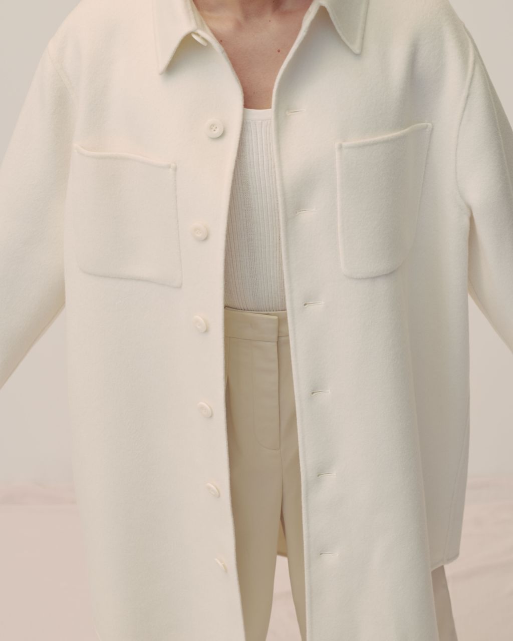 Fashion Week Paris Spring/Summer 2025 look 42 from the Eric Bompard collection womenswear