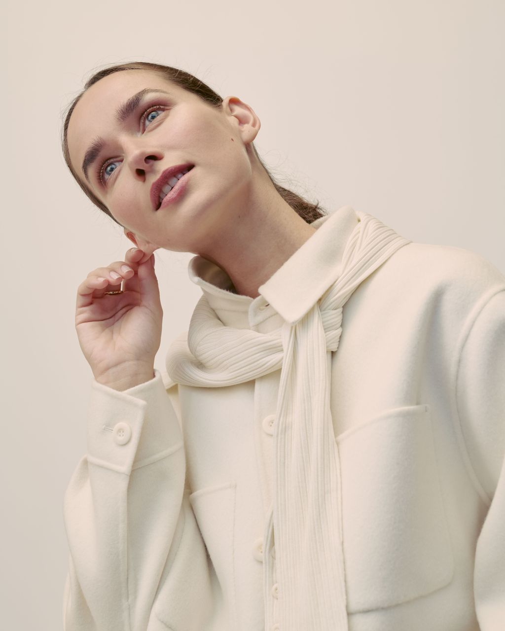 Fashion Week Paris Spring/Summer 2025 look 43 from the Eric Bompard collection 女装