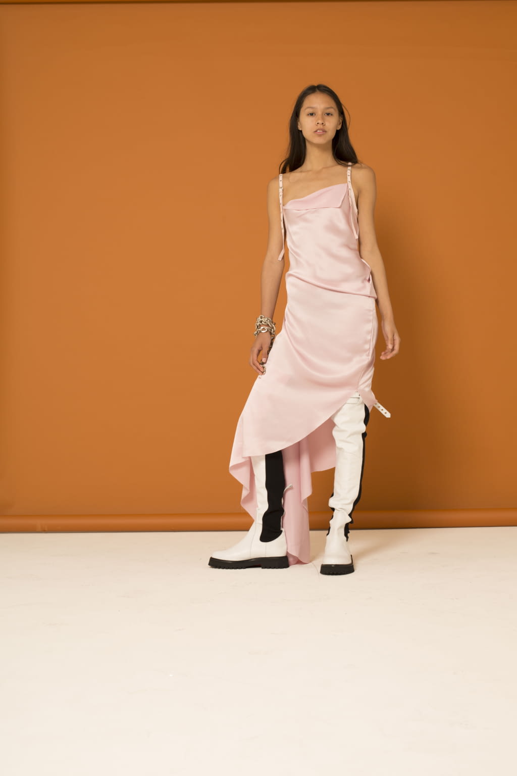 Fashion Week London Resort 2018 look 18 from the Marques' Almeida collection womenswear