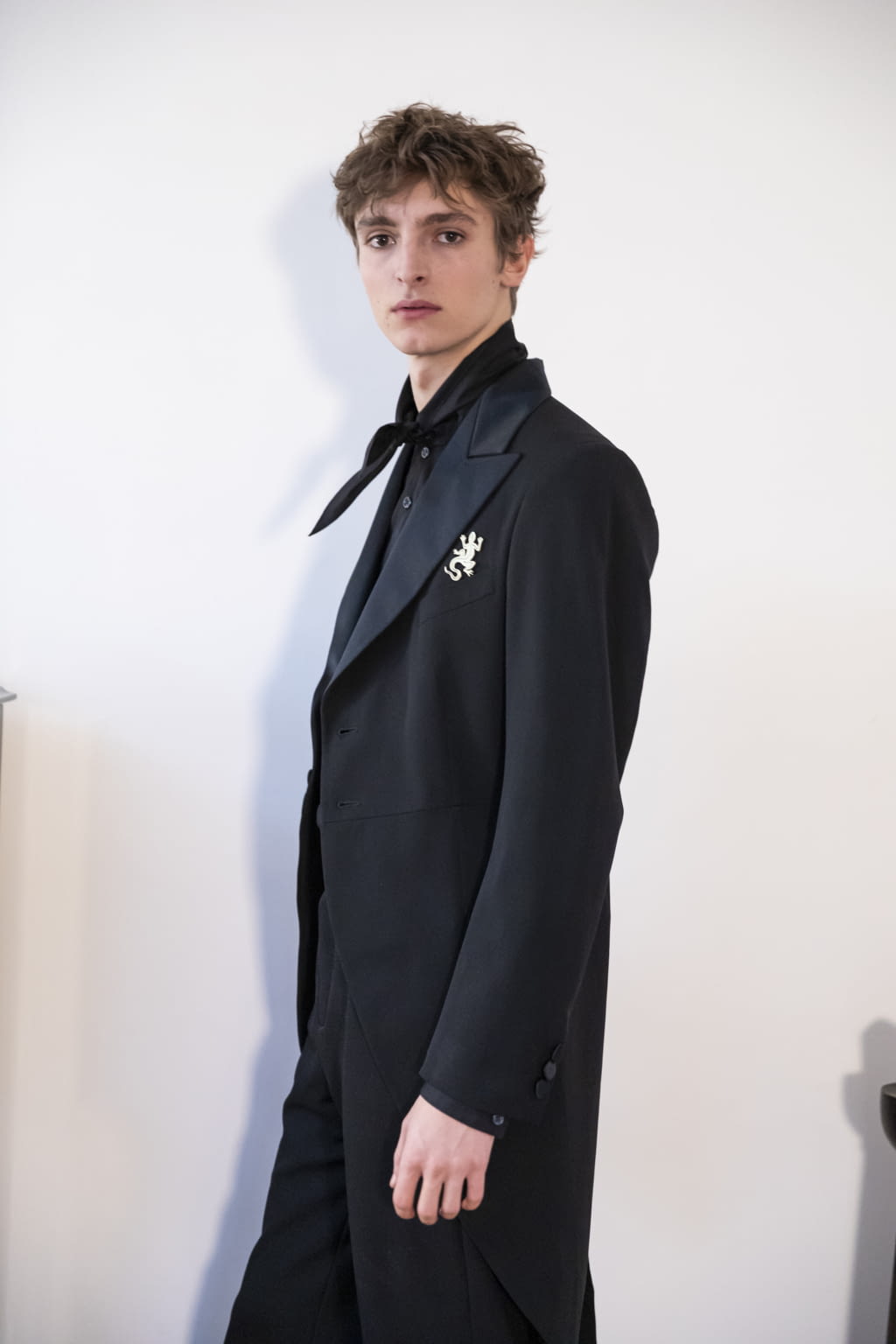 Fashion Week Paris Fall/Winter 2022 look 28 from the Agnès B collection 男装