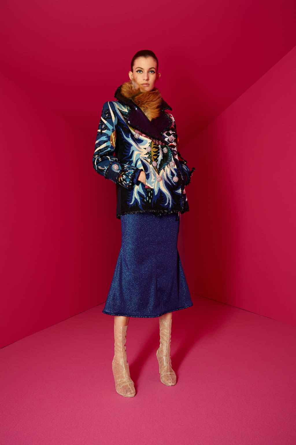 Fashion Week Paris Fall/Winter 2020 look 1 de la collection Alexis Mabille couture