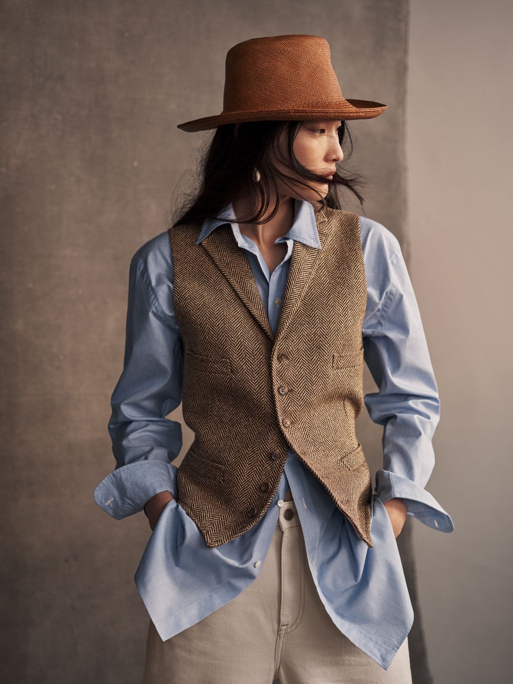 Fashion Week New York Spring/Summer 2024 look 2 from the Polo Ralph Lauren collection womenswear