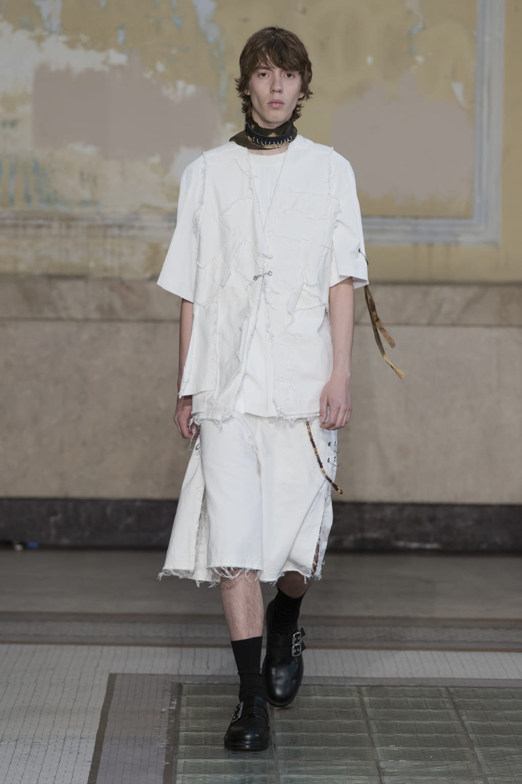 Fashion Week Milan Spring/Summer 2017 look 2 from the Damir Doma collection 男装