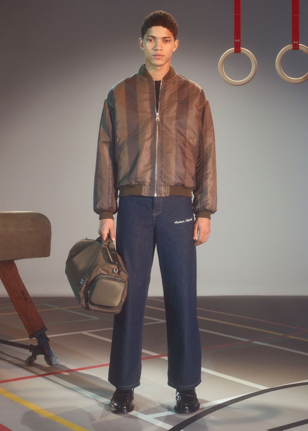 Fashion Week Paris Fall/Winter 2023 look 20 from the Maison Kitsuné collection 男装