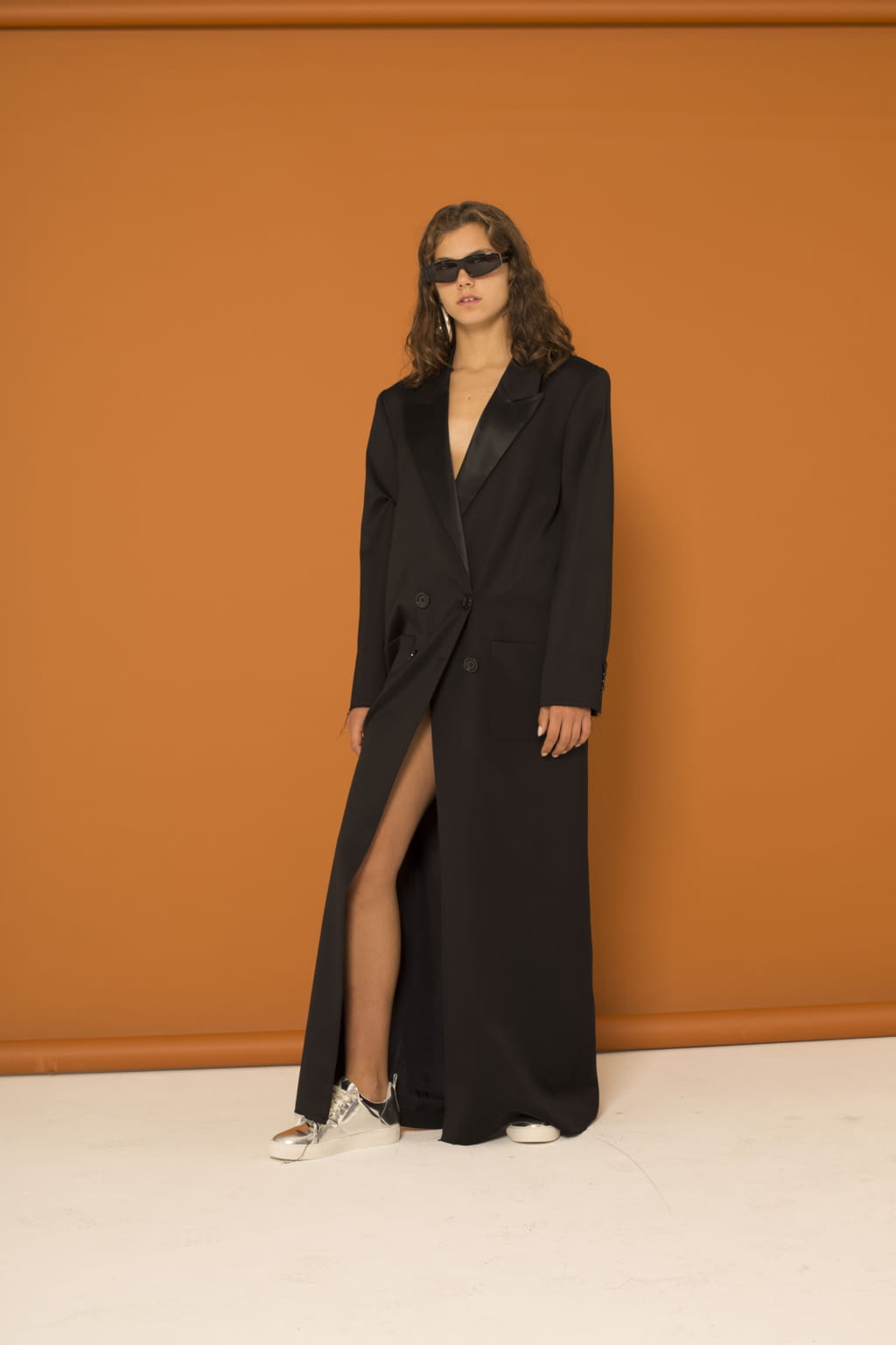 Fashion Week London Resort 2018 look 24 from the Marques' Almeida collection womenswear