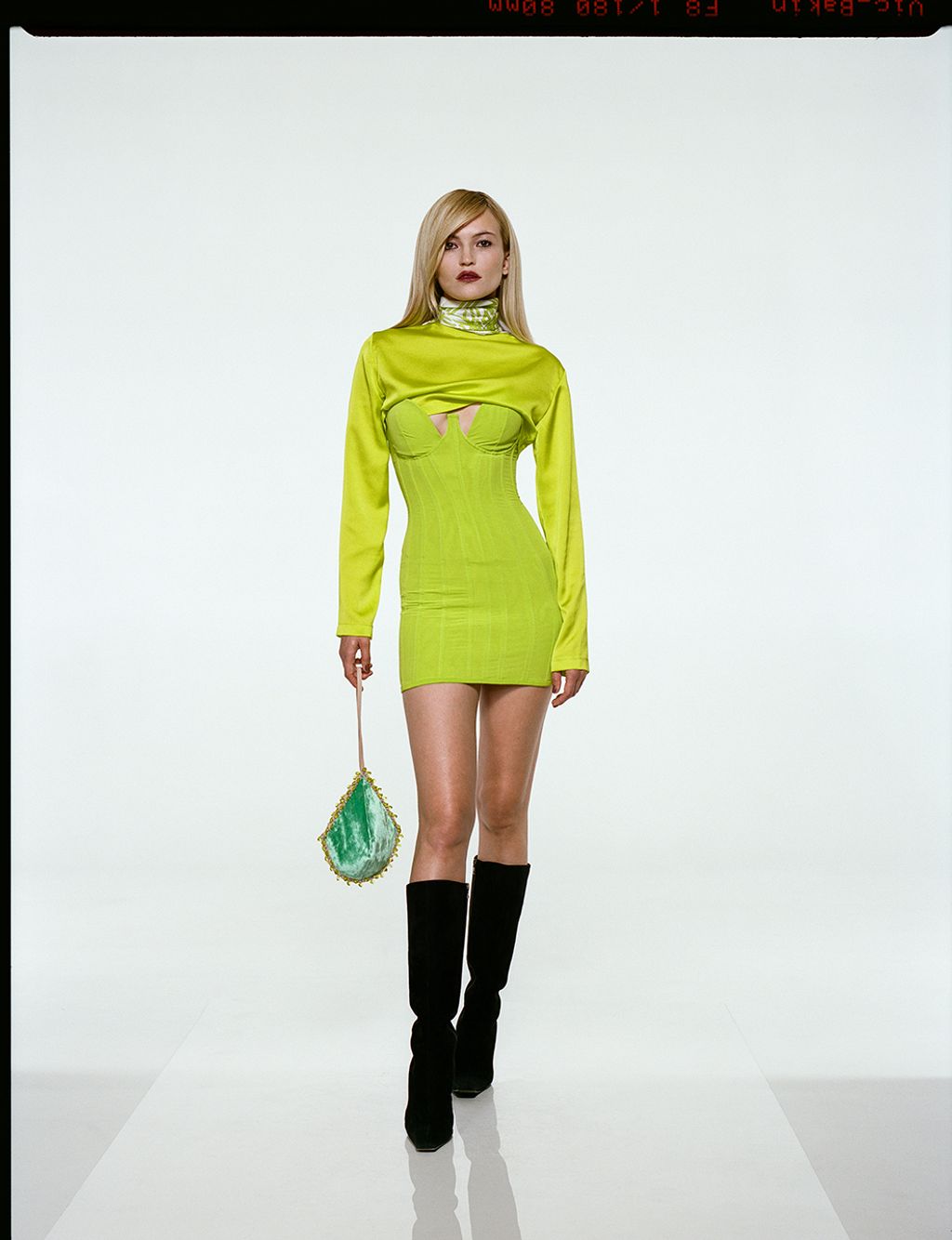Fashion Week Paris Spring/Summer 2023 look 29 de la collection Frolov womenswear