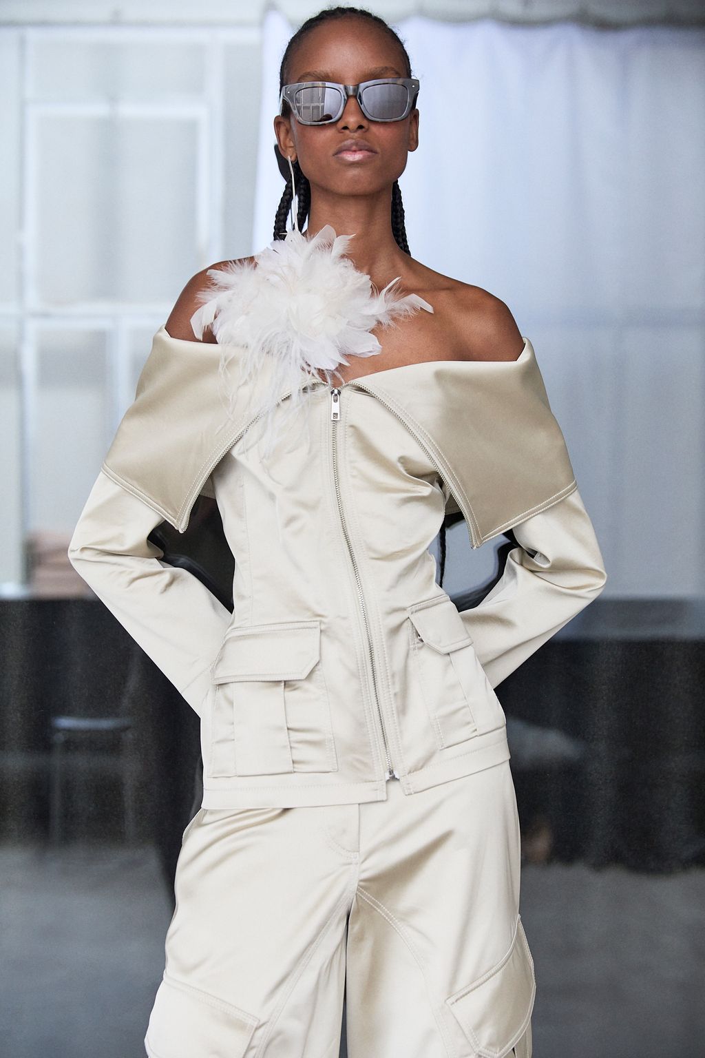 Fashion Week Paris Fall/Winter 2025 look 25 from the Vaillant collection 女装