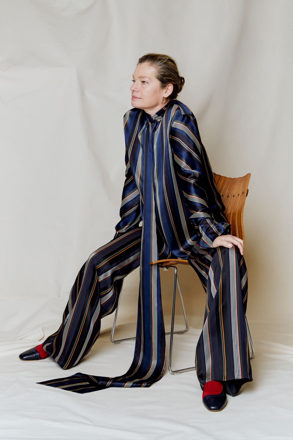 Fashion Week London Pre-Fall 2018 look 26 from the Roksanda collection 女装