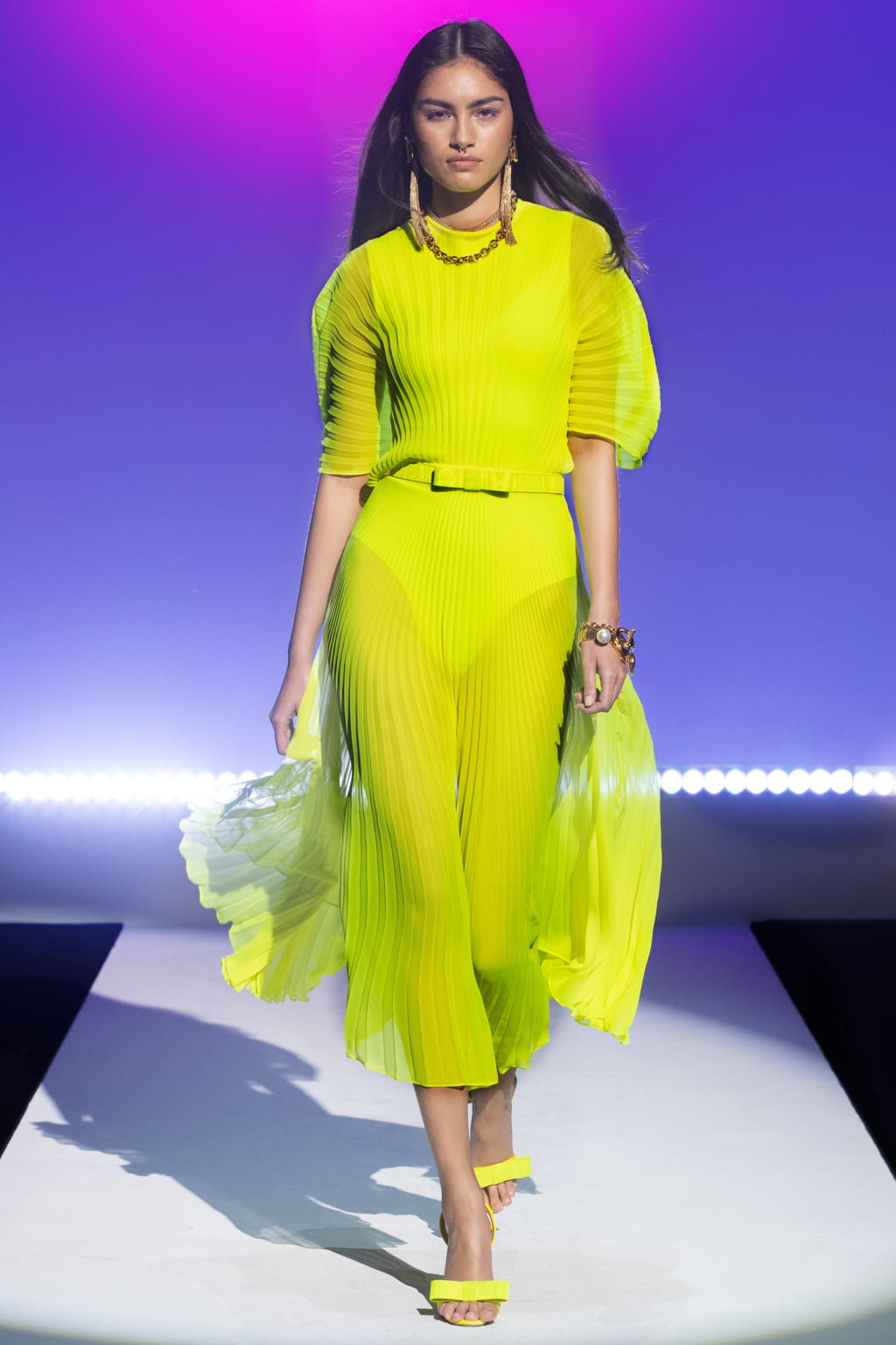 Fashion Week New York Spring/Summer 2021 look 35 from the Brandon Maxwell collection womenswear