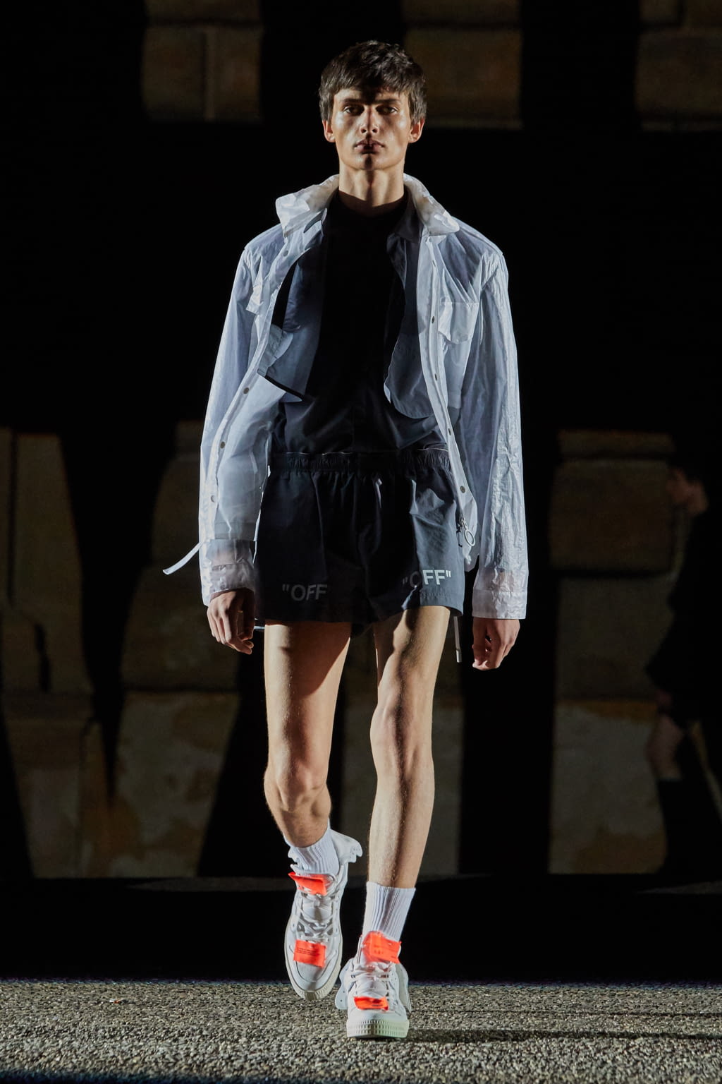 Fashion Week Florence Spring/Summer 2018 look 28 from the Off-White collection 男装