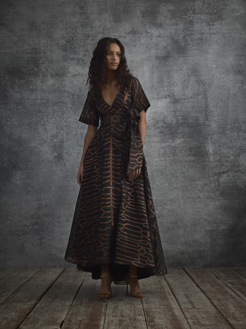 Fashion Week London Pre-Fall 2018 look 17 from the Temperley London collection womenswear