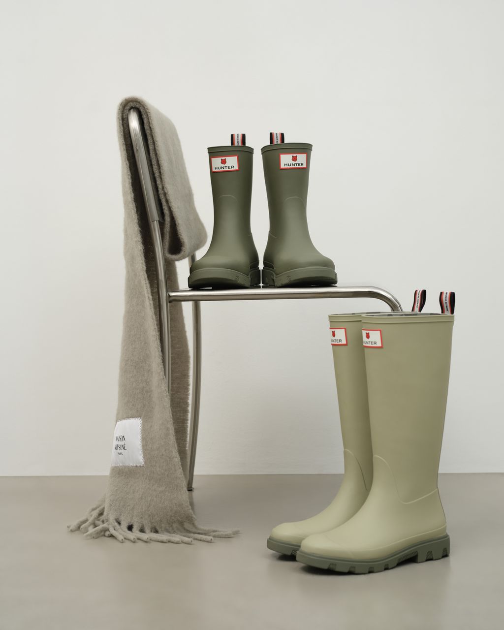 Fashion Week Paris Fall/Winter 2025 look 37 from the Maison Kitsuné collection womenswear