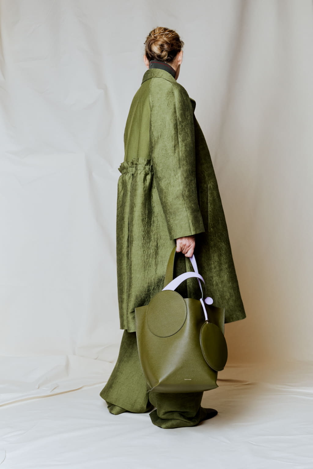 Fashion Week London Pre-Fall 2018 look 31 from the Roksanda collection womenswear