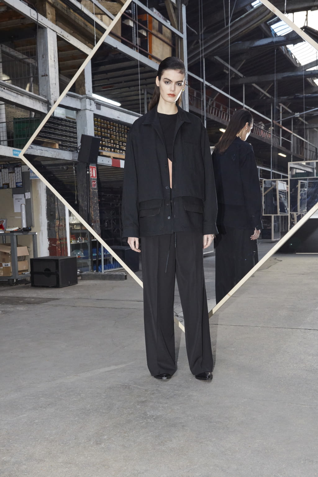 Fashion Week Paris Fall/Winter 2020 look 32 de la collection Maison Kitsuné menswear