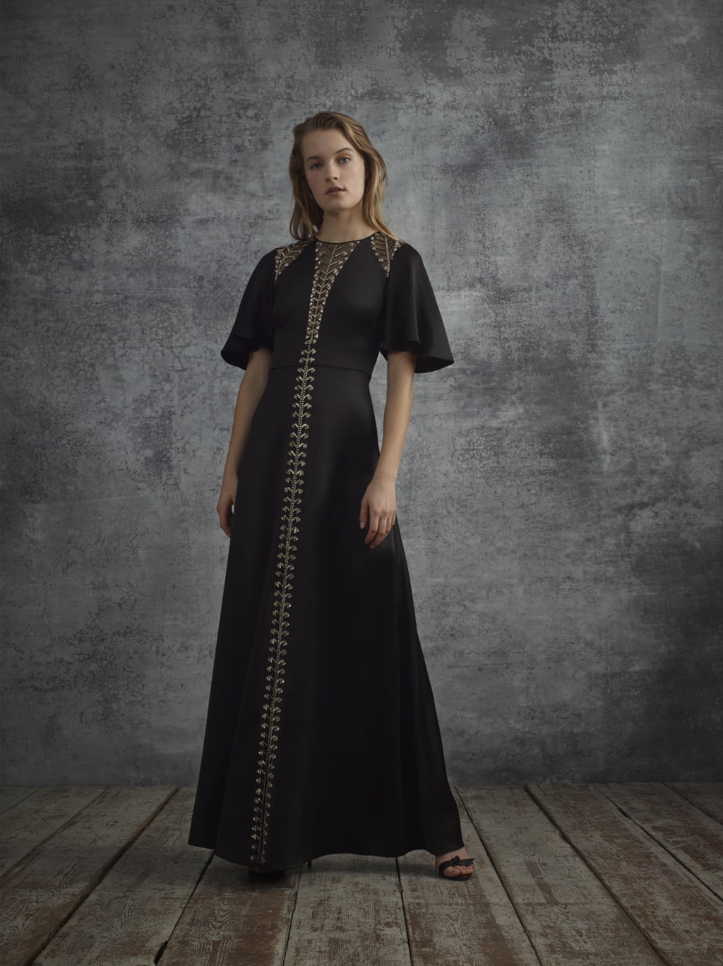 Fashion Week London Pre-Fall 2018 look 27 from the Temperley London collection womenswear