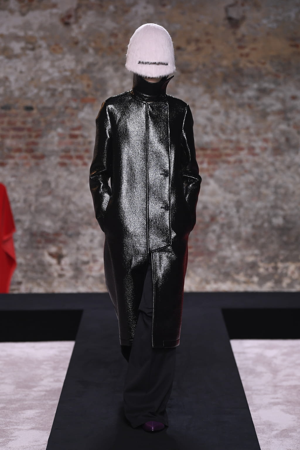 Fashion Week London Fall/Winter 2022 look 50 from the Raf Simons collection 女装