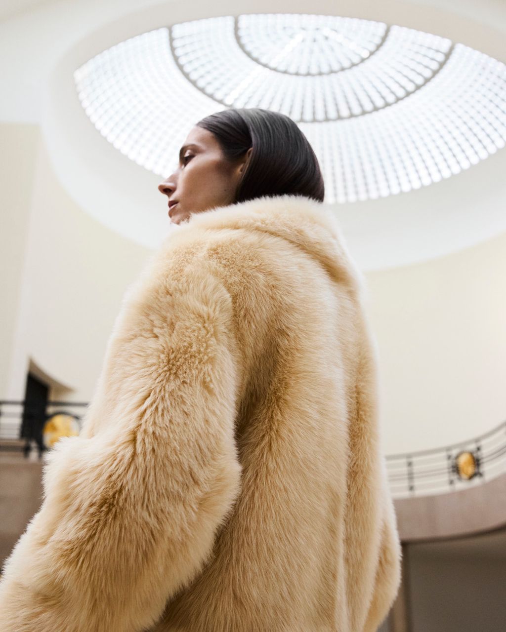 Fashion Week Paris Fall/Winter 2025 look 10 de la collection Loulou de Saison womenswear